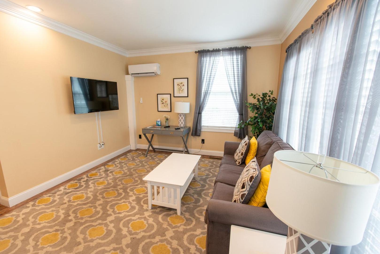 Aparthotel Howard's Creek 2*